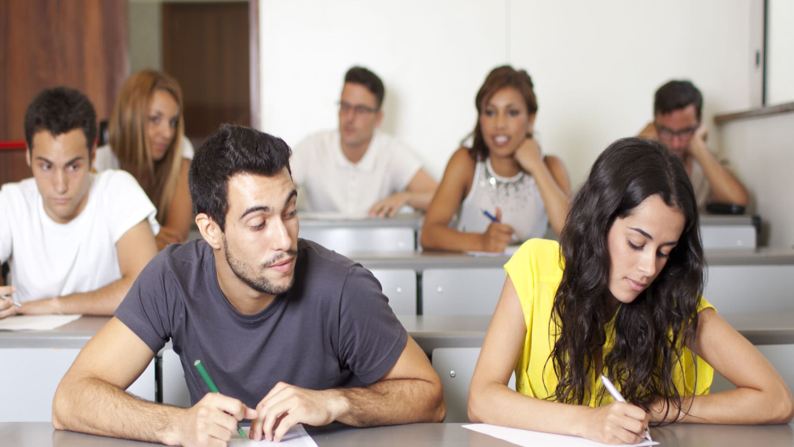 Should we punish students that plagiarise?