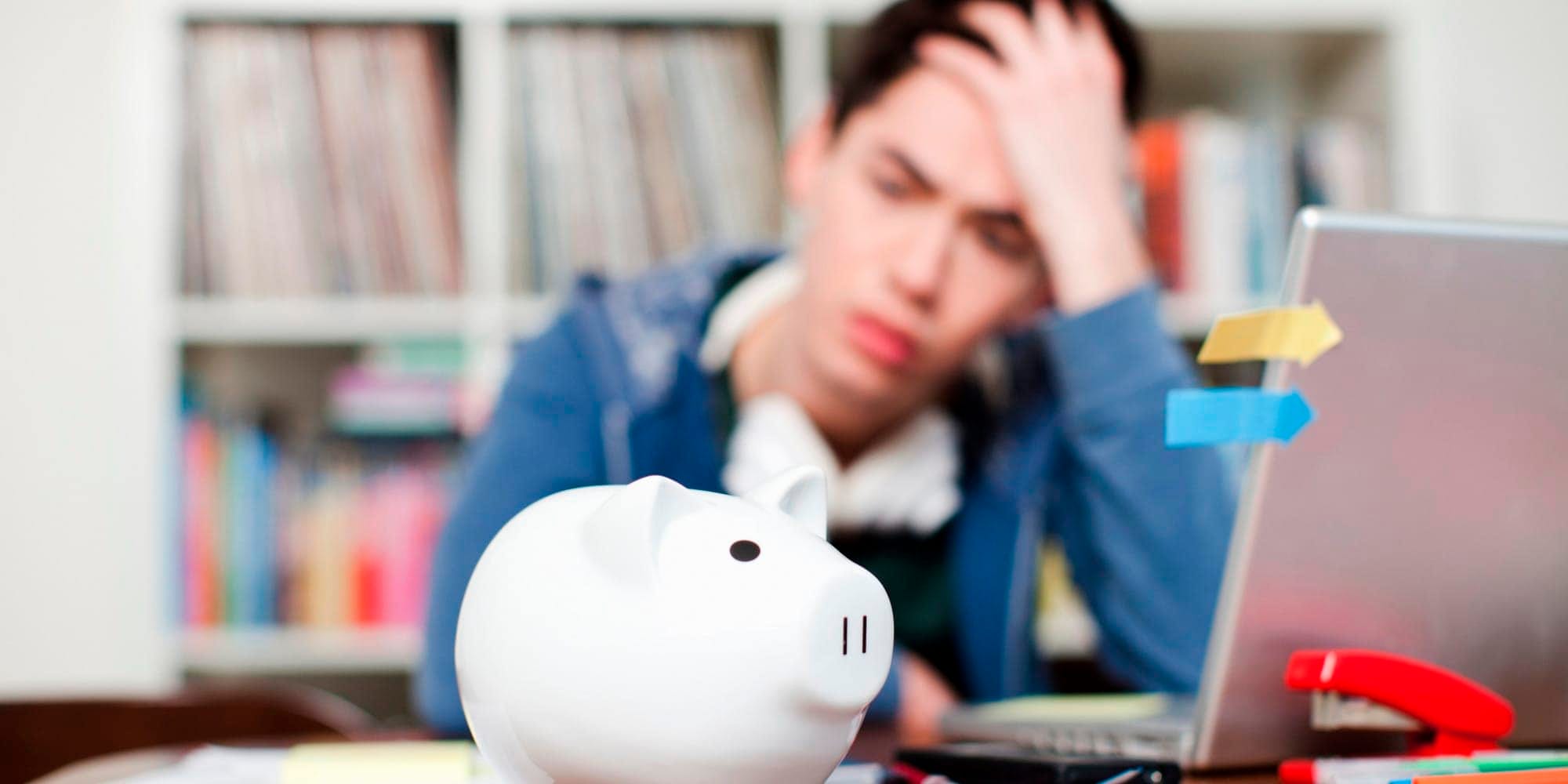 Student loans don’t cover students’ costs