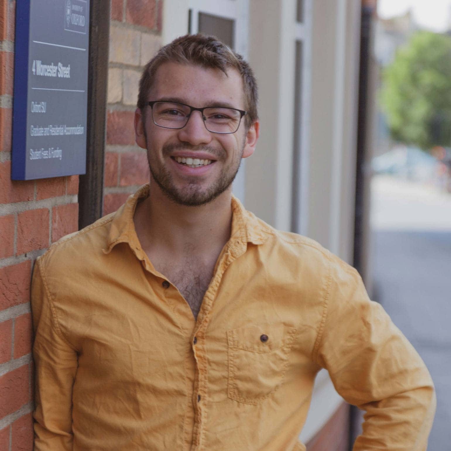 Oliver Holdsworth