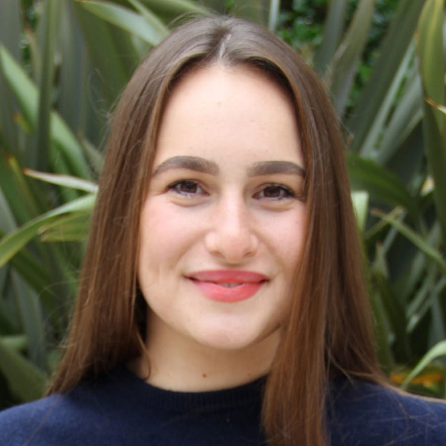 Madeleine Fox