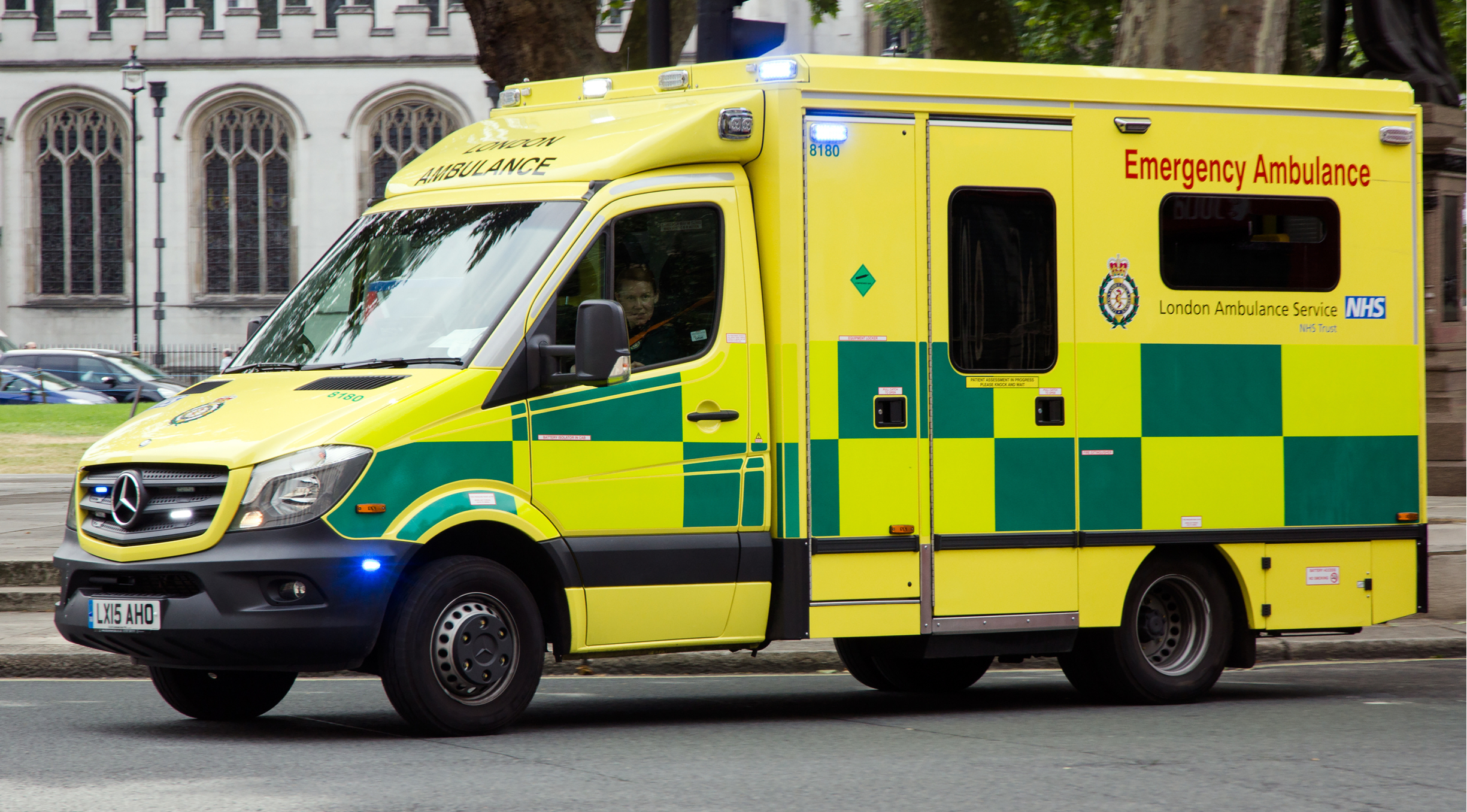 Wonkhe-NHS-ambulance