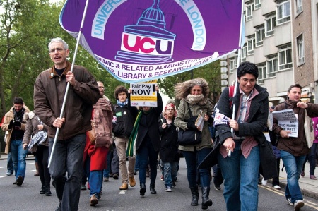 0044.ucu_5F00_demonstrators_5F00_marchin_5F00_450