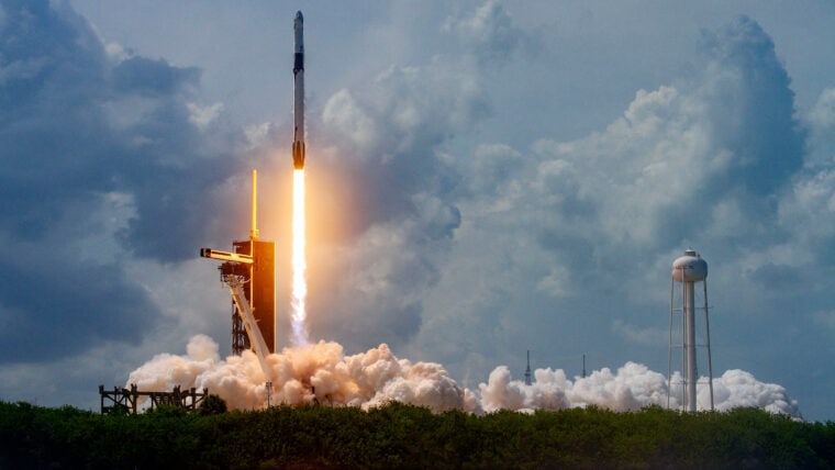 rocket-launch-spacex