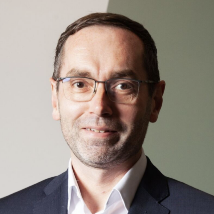 BenLewisheadshot2025