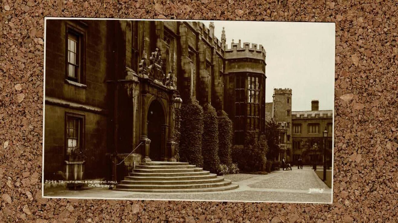 081 Cambridge Trinity College on cork