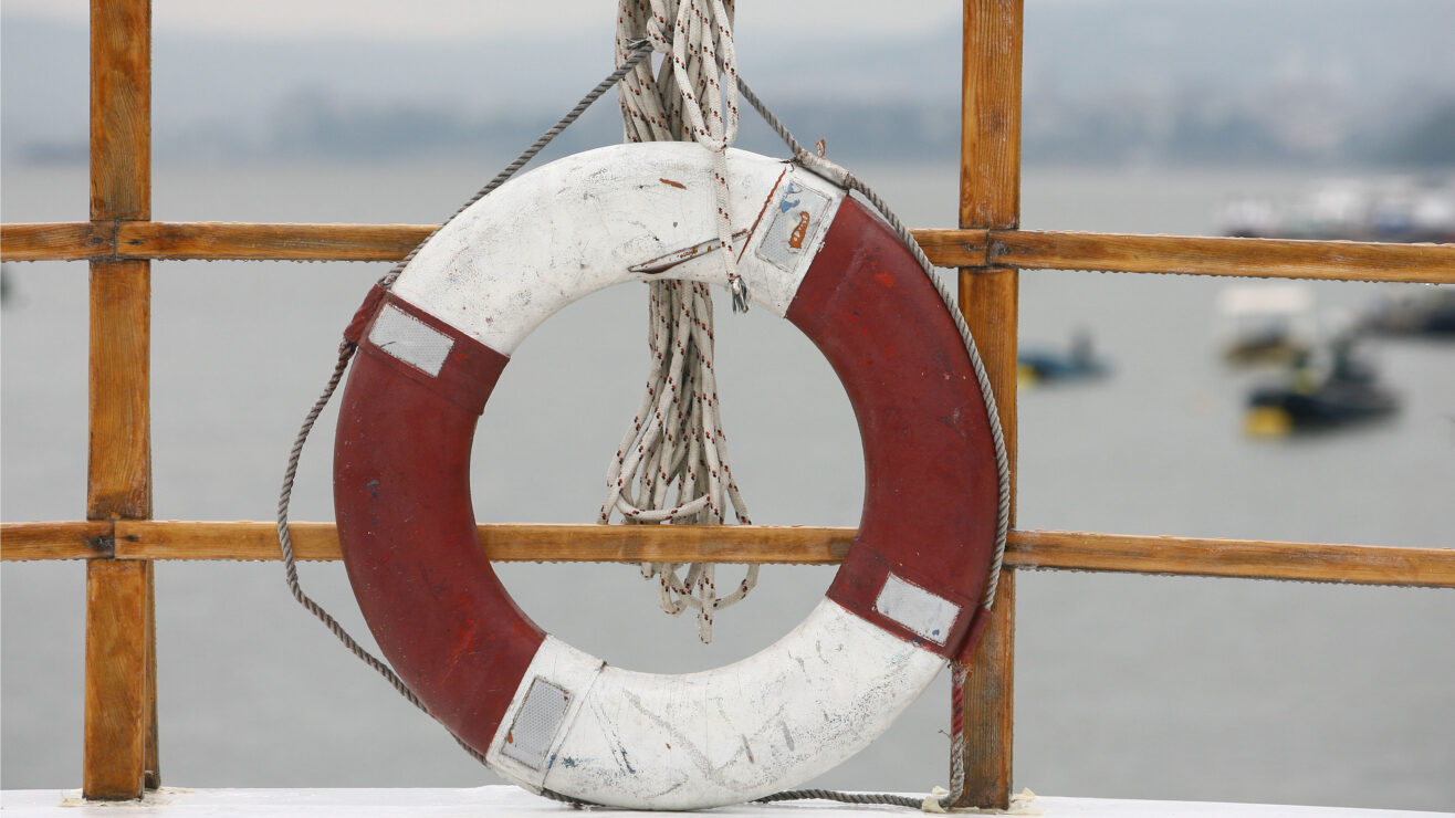 Classic,Life,Safety,Ship's,Ring,Boat,,Rubber,Life,Raft,On