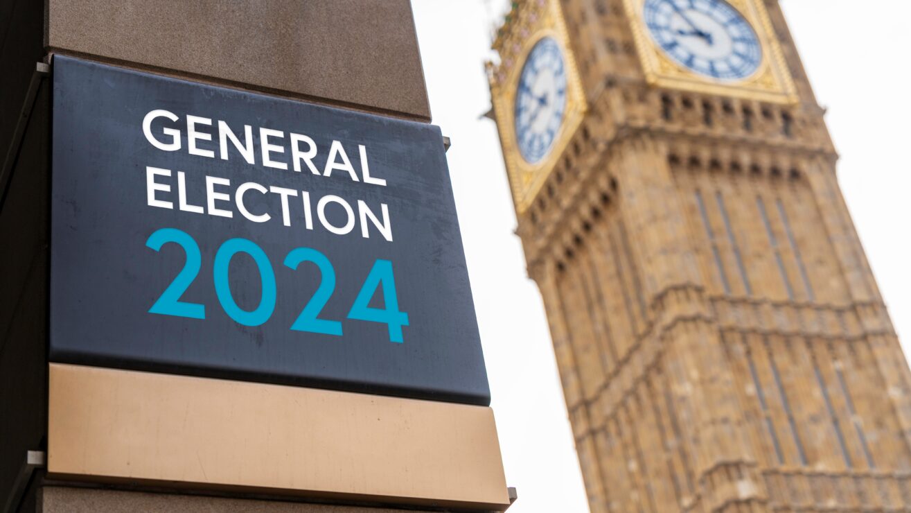 General,Election,2024,Sign,In,Front,Of,Westminster