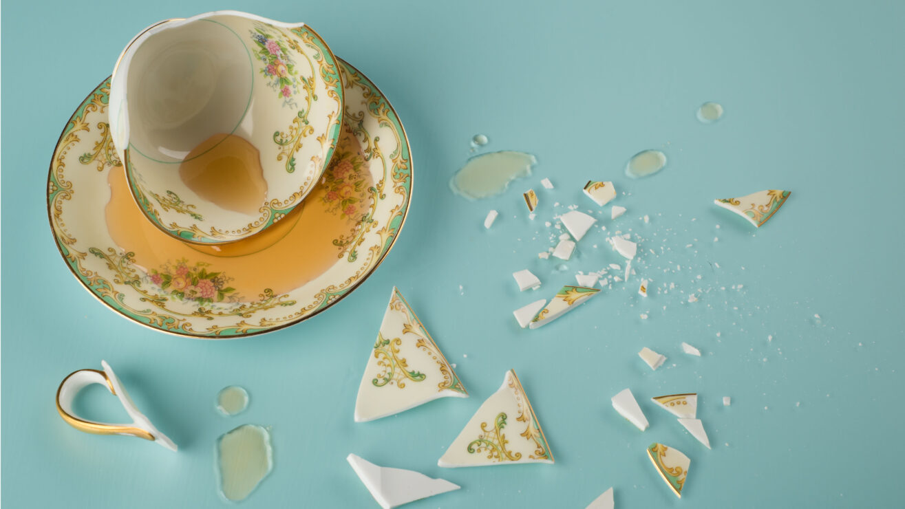 Overhead,View,Of,A,Broken,Elegant,Vintage,China,Teacup,With