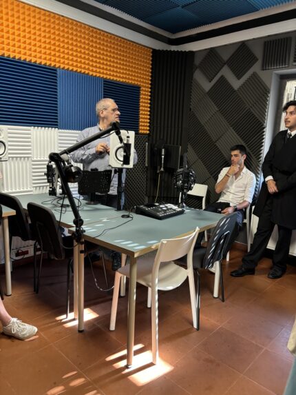 Image of an audio suite at a Portuguese university