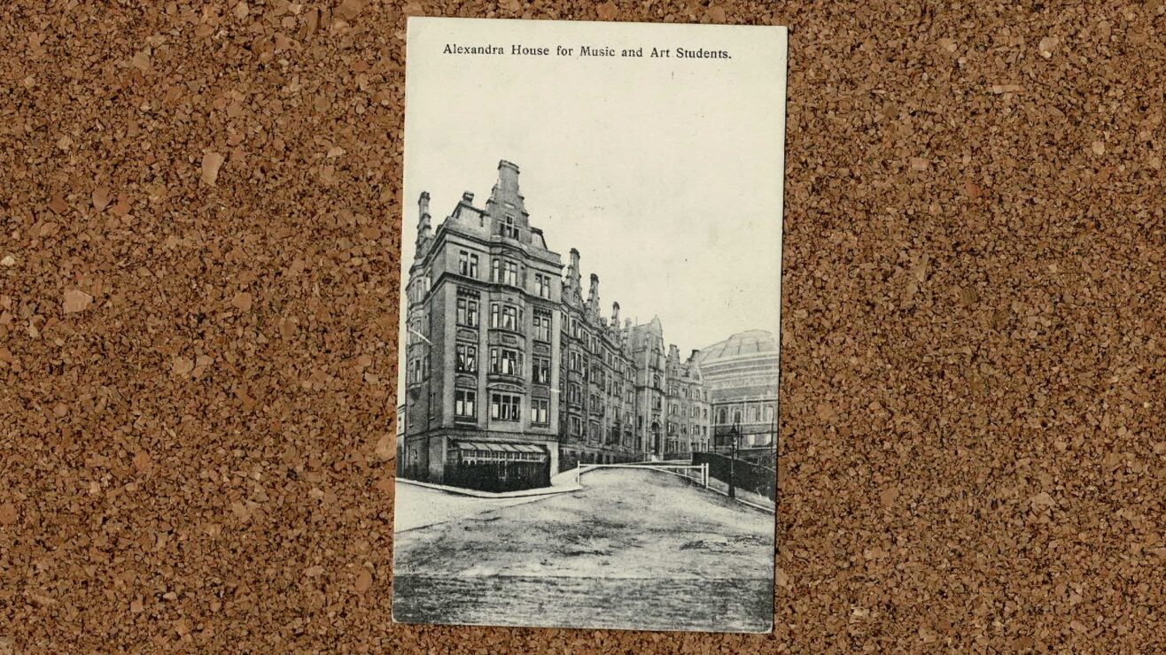 175QueenAlexandrasHouseoncork