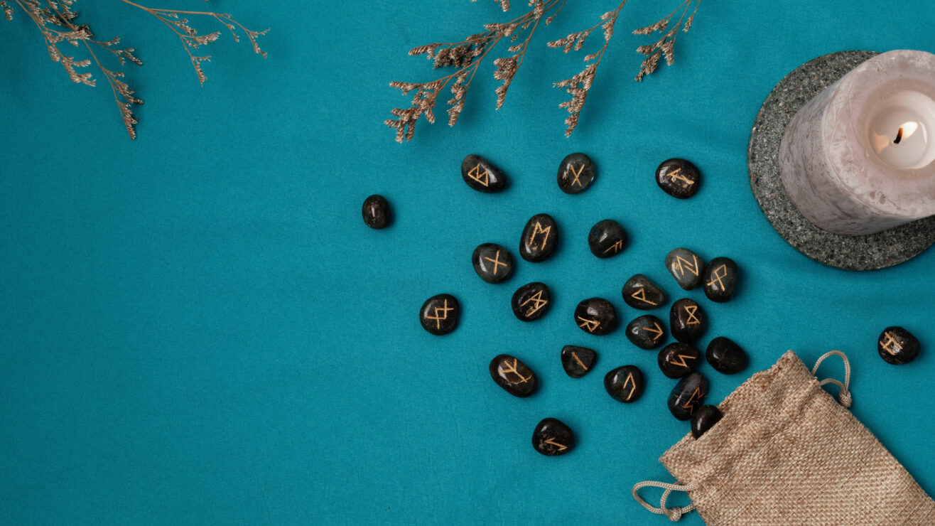 Set,Of,Rune,Stones,For,Divination,And,Fortune,Telling.,Mystic