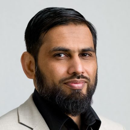 Dr.KashanPirzada_AnastasiaJobson-2889